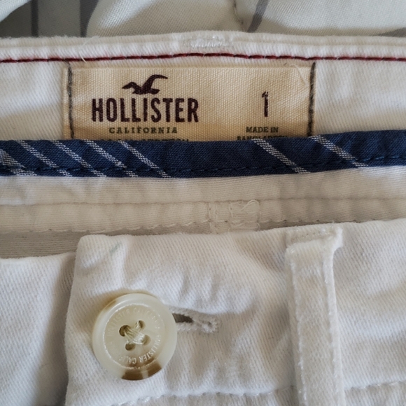 White Hollister Shorts - Picture 3 of 4